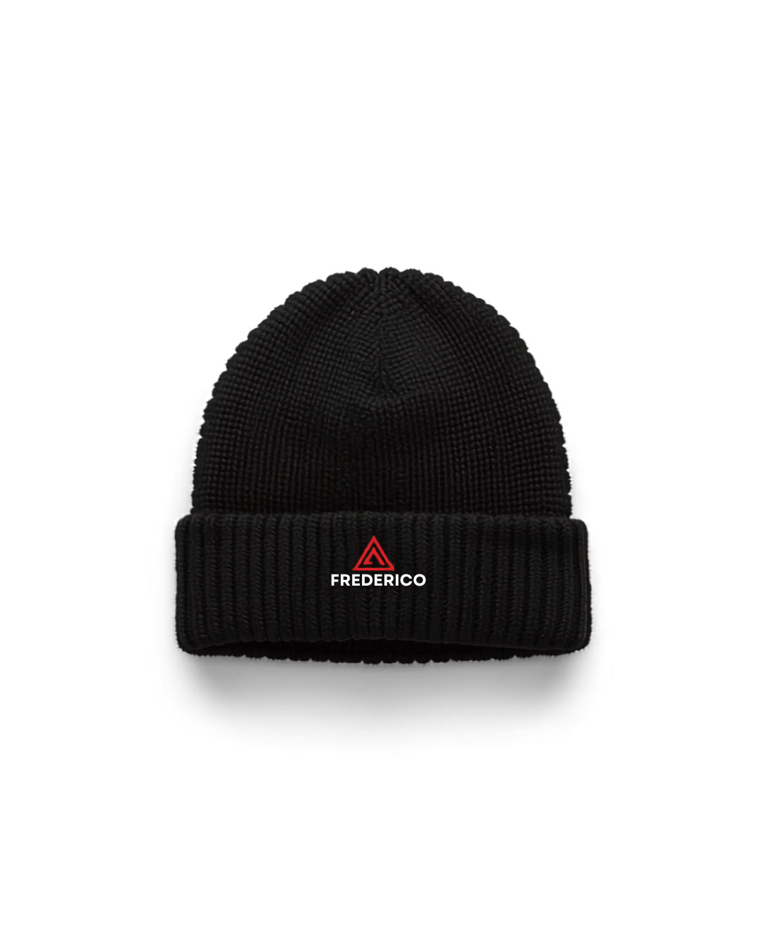Mockup do gorro preto com etiqueta Frederico TKD